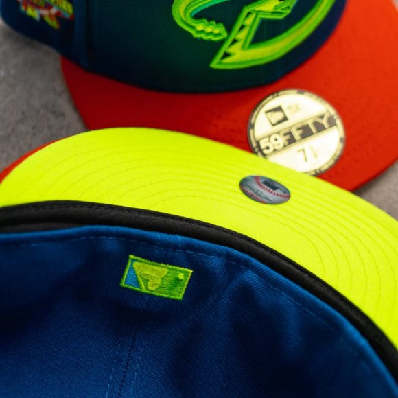 New Era Arizona Diamondbacks 59FIFTY Fitted Hat 2001 World Series Patch - Picture 8 of 10